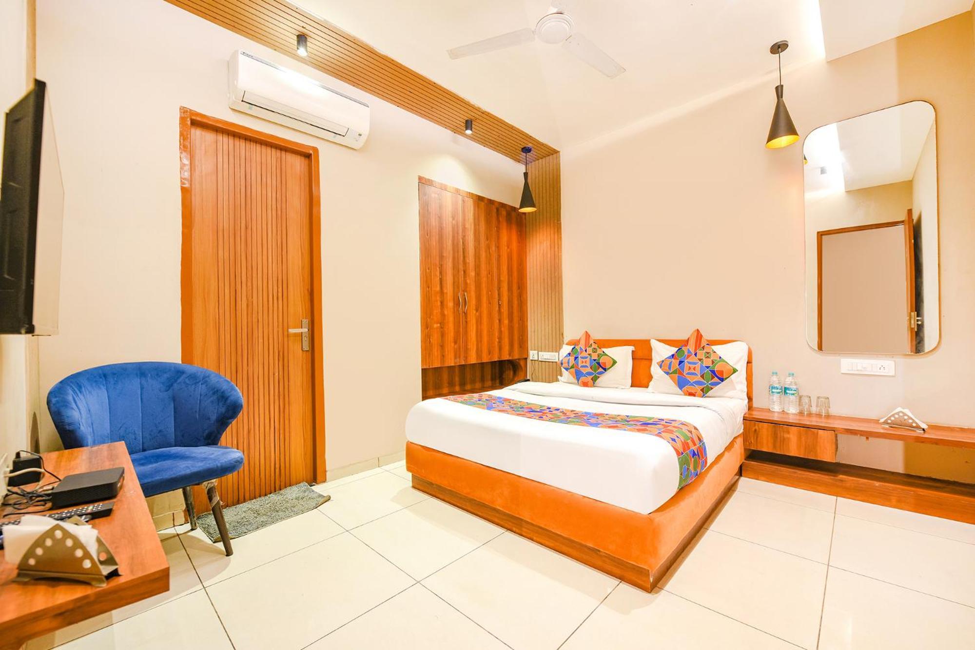 Fabhotel Dc Premium Zirakpur Exteriér fotografie