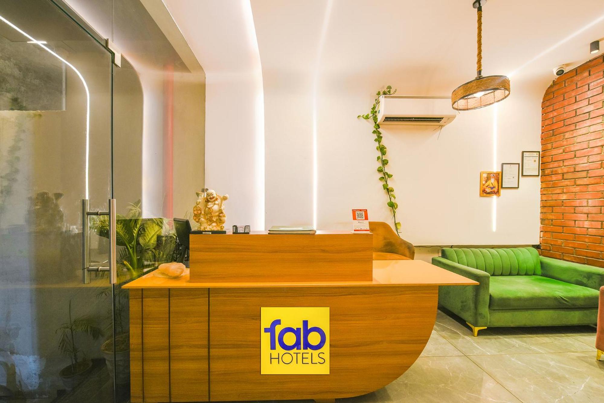 Fabhotel Dc Premium Zirakpur Exteriér fotografie