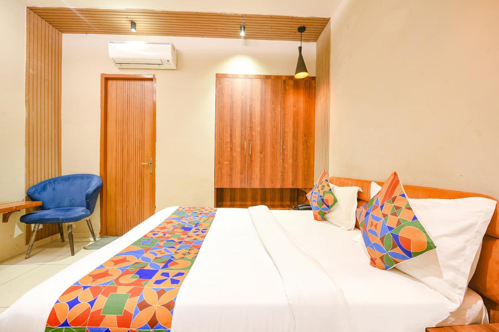 Fabhotel Dc Premium Zirakpur Exteriér fotografie