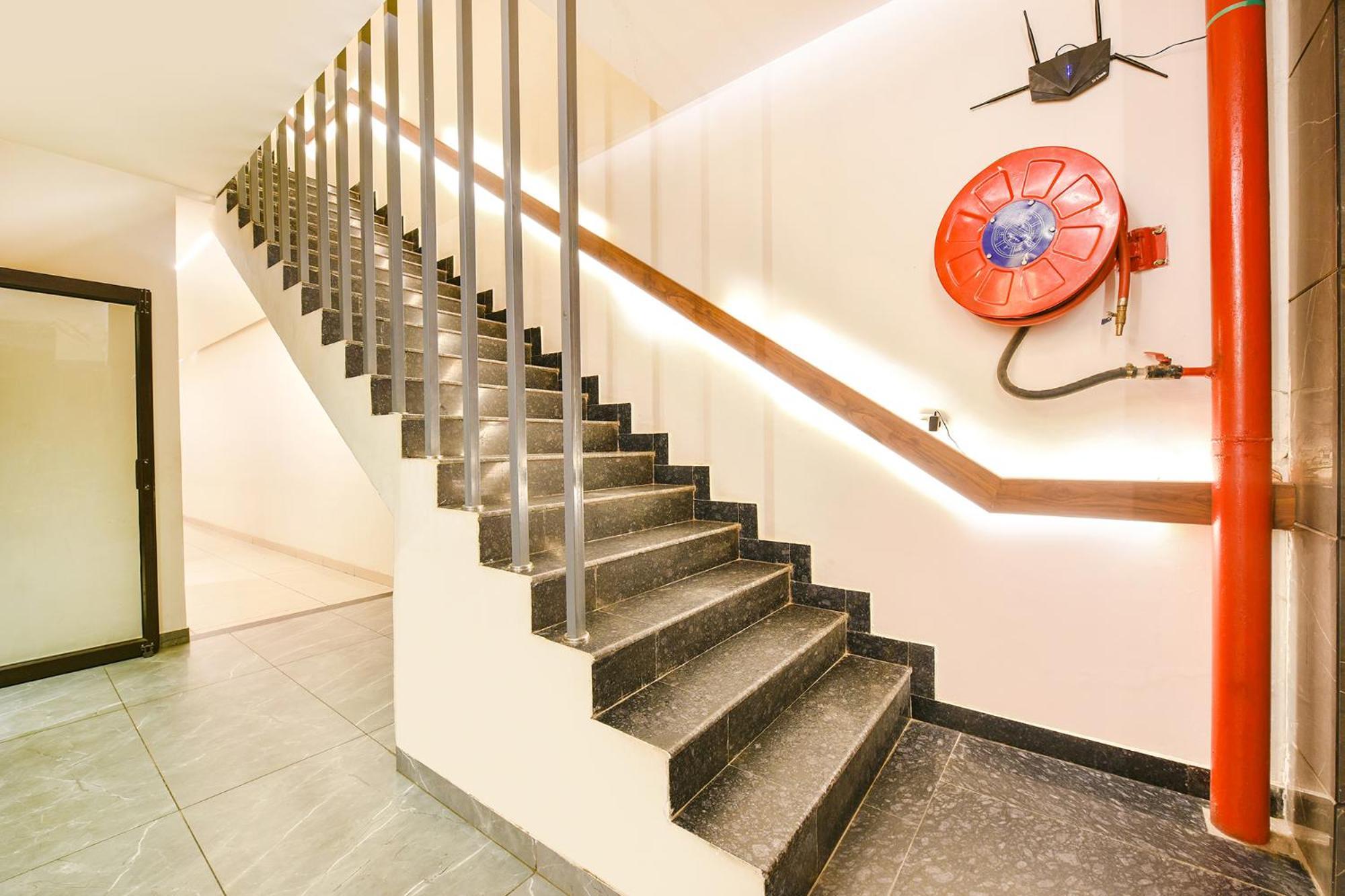 Fabhotel Dc Premium Zirakpur Exteriér fotografie